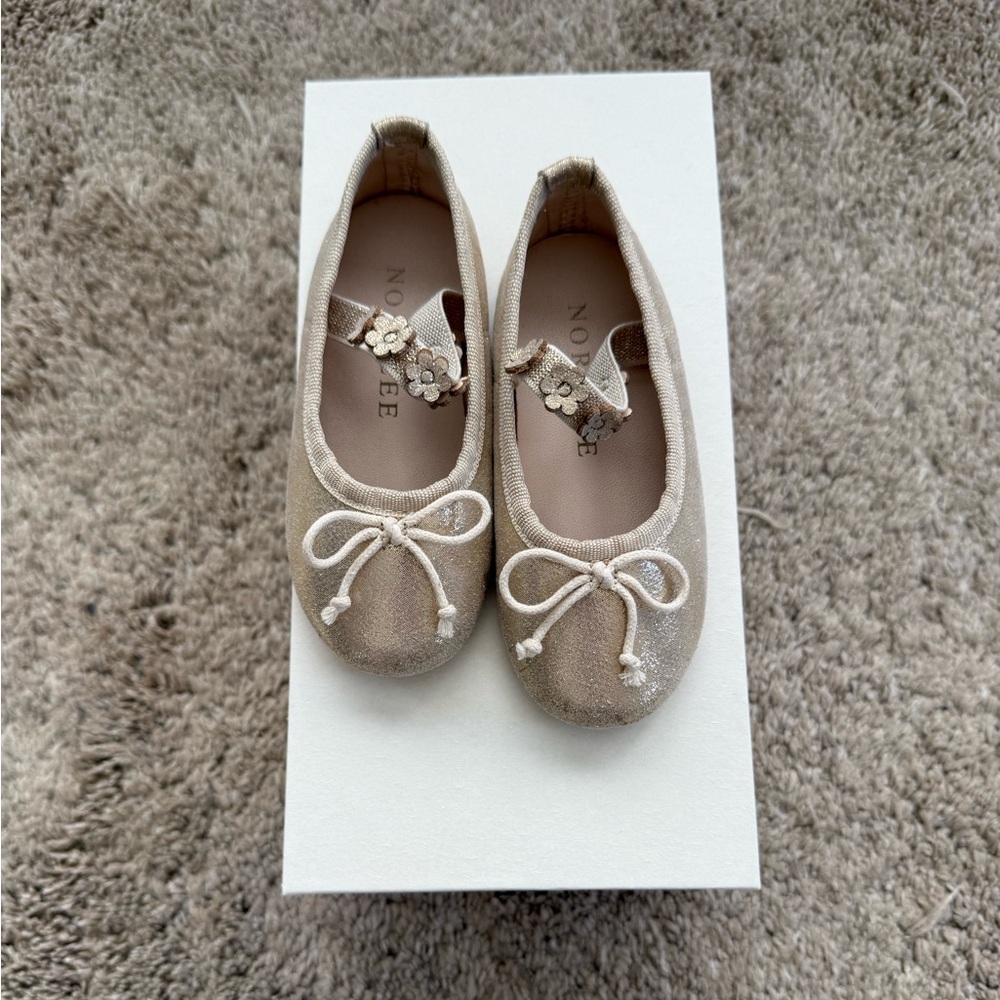Elegant Cream Kids Dress Shoes with Bow